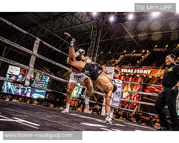 冯兴礼与雅桑克莱巅峰对决谁将成为搏击界的新王者