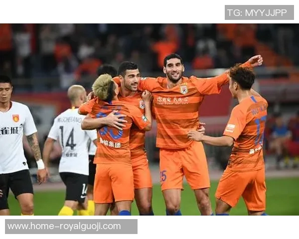 国安鲁能激战正酣中超巅峰对决引发球迷热议与期待